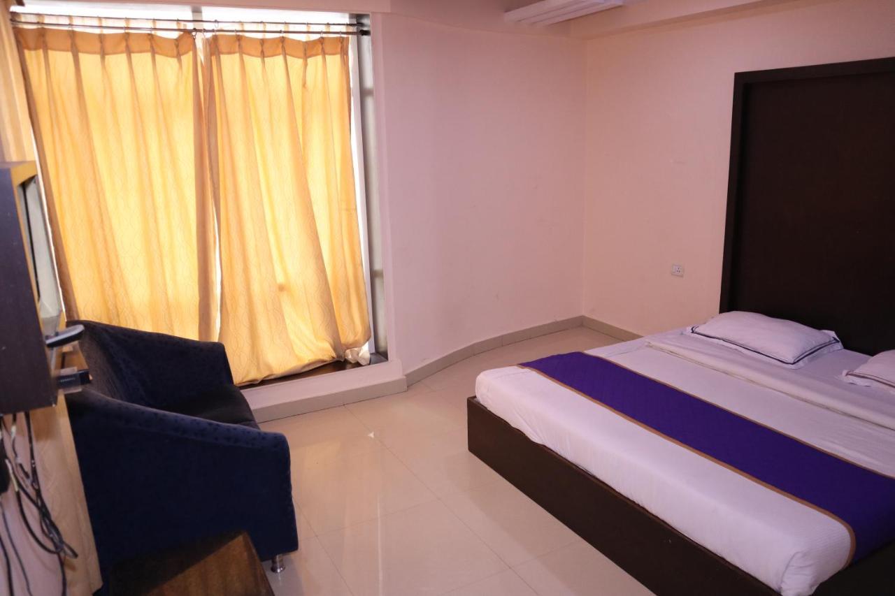 Smilestay Bns Lodge Bangalore Exterior foto