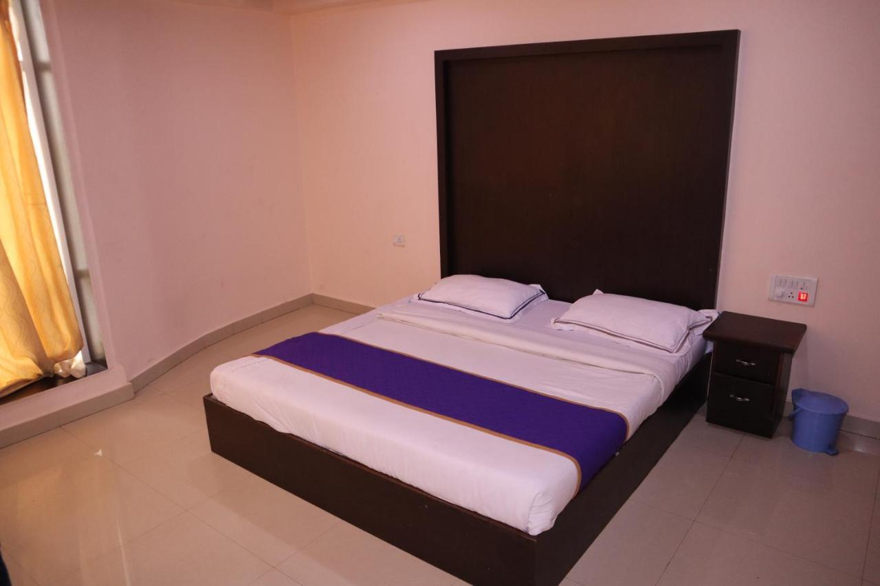 Smilestay Bns Lodge Bangalore Exterior foto